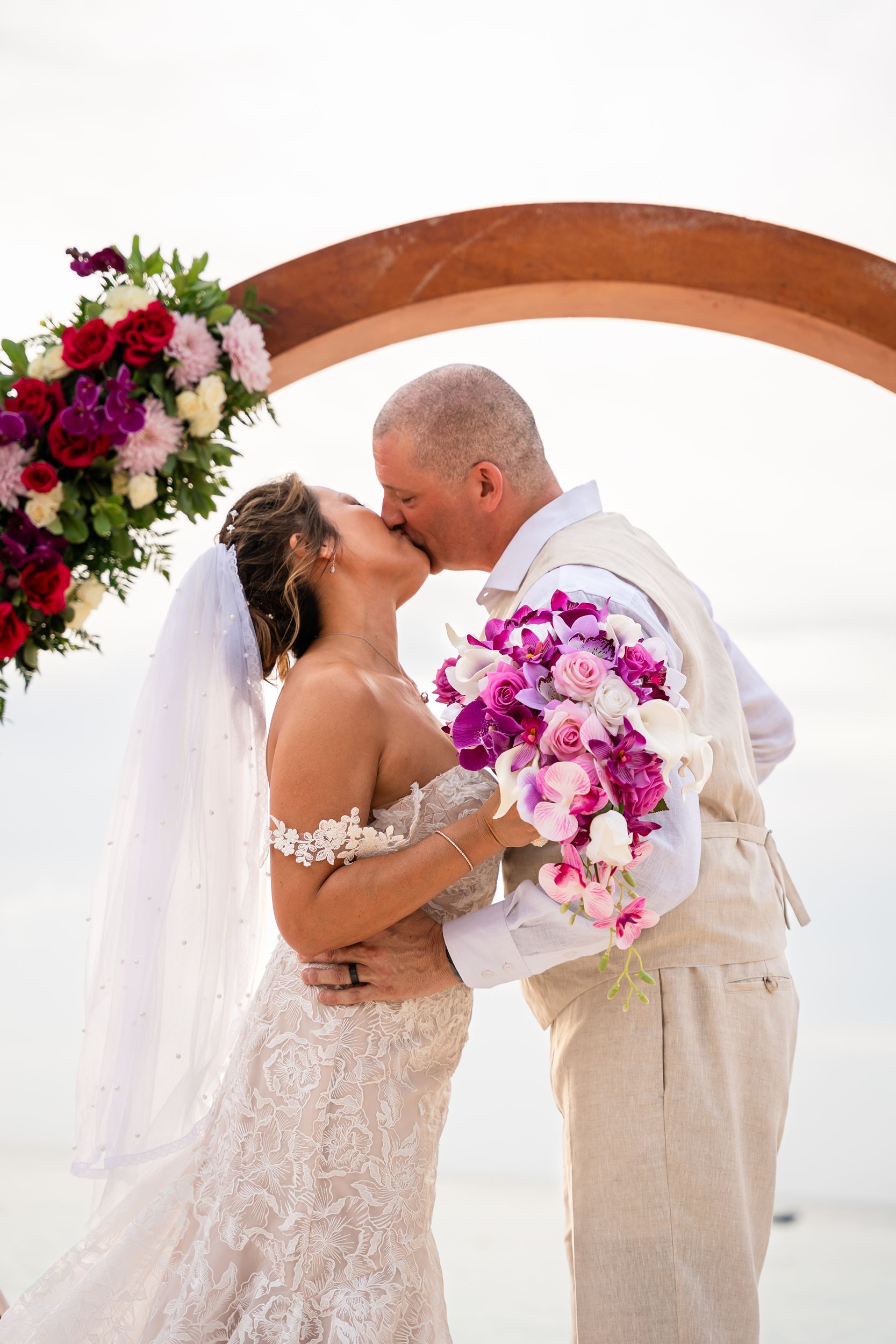 Aruba beach wedding ceremony